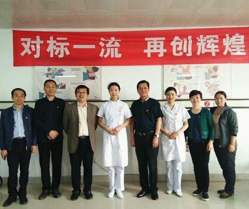 对标一流 再创辉煌——校领导视察万象城官网2017年高职护理技能国赛培训工作
